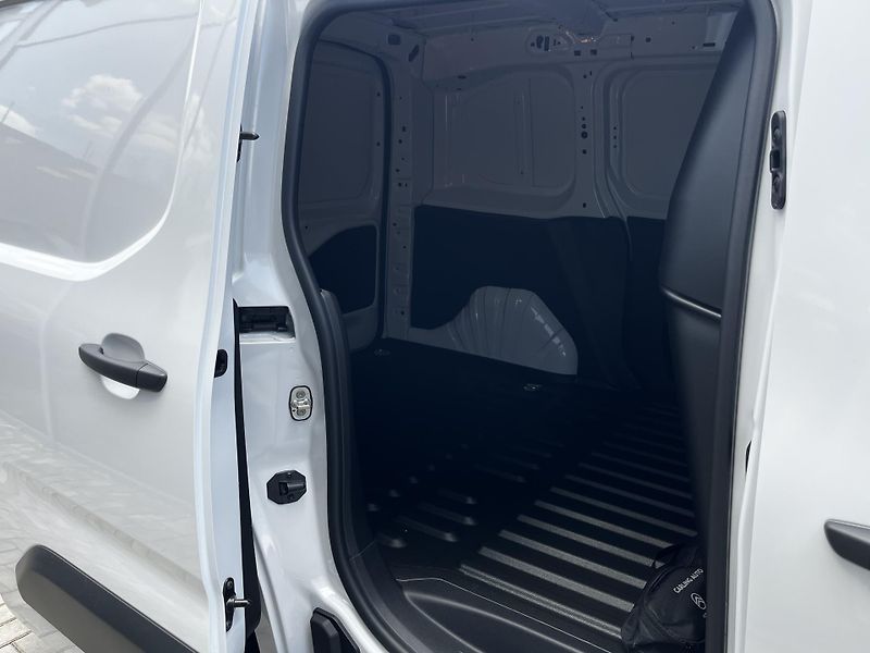 Citroën Berlingo (2026) VAN L1 650 Turbo 110 MAN6  - fotka 7 z 27