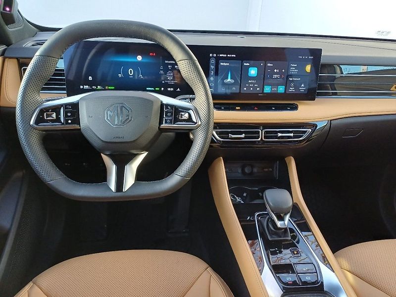 MG HS PHEV 1.5T EXCLUSIVE AT - fotka 13 z 22