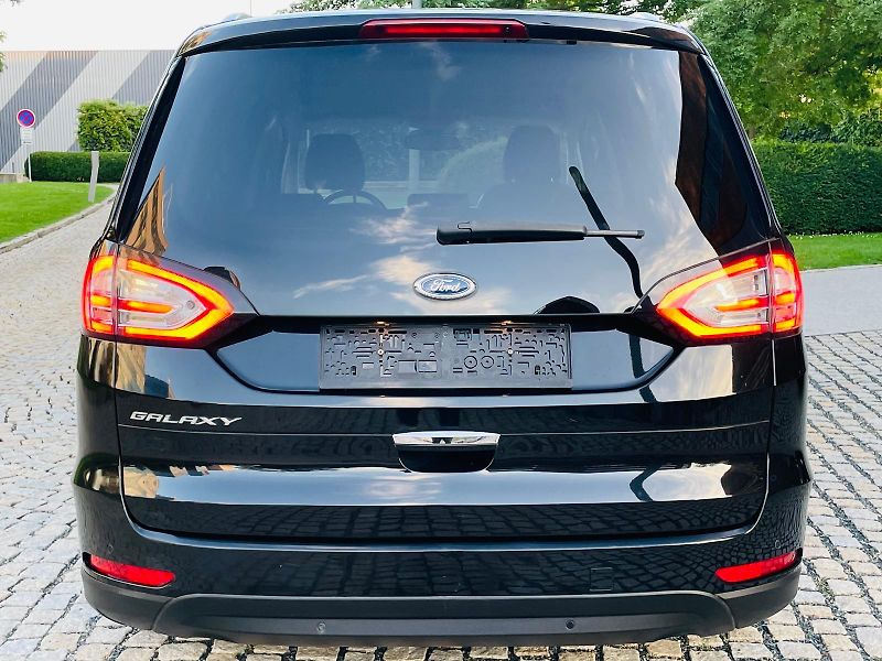 Ford Galaxy 2.0TDCi MANUÁL 7MÍST VÝHŘEV - fotka 15 z 57