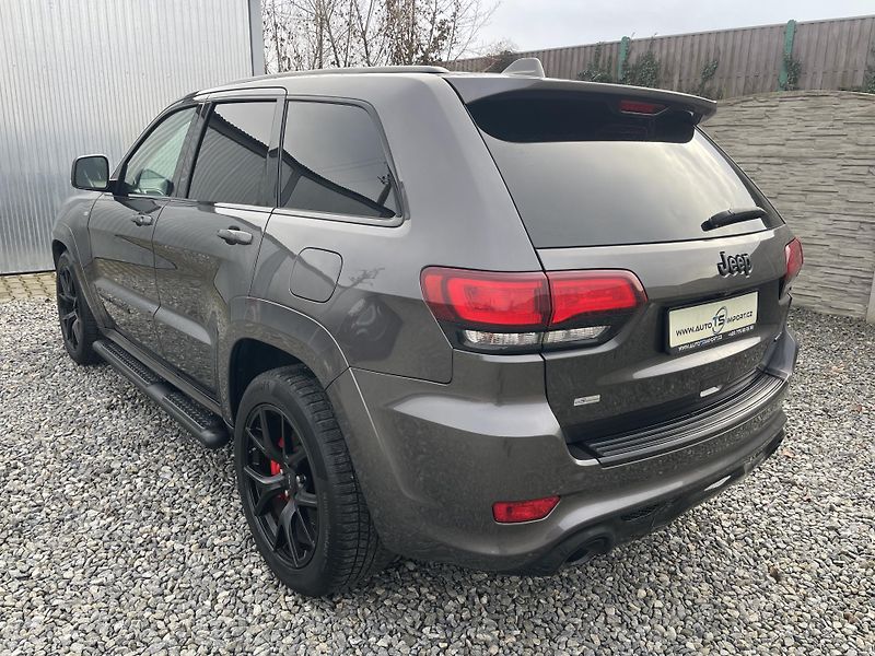 Jeep Grand Cherokee 6.4i 480PS HEMI SRT CZ 78000KM - fotka 14 z 187
