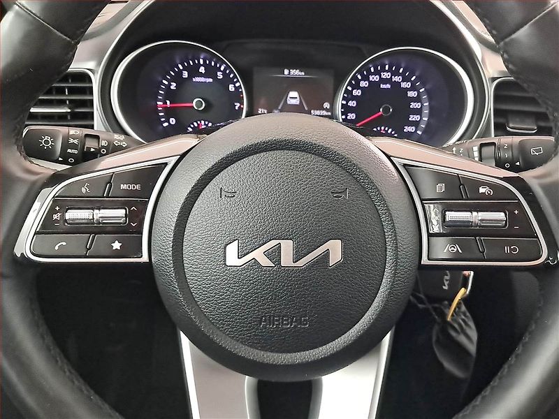 Kia Ceed (2023) Spin 1.0 T-GDI, SPIN, DPH - fotka 16 z 18