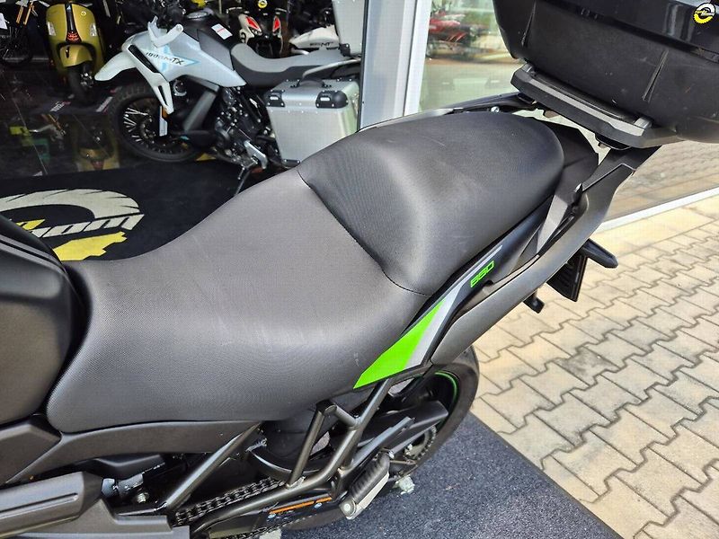 Kawasaki Versys 650 (2024) - fotka 12 z 19