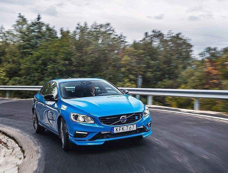 Volvo S60 a V60 Polestar.