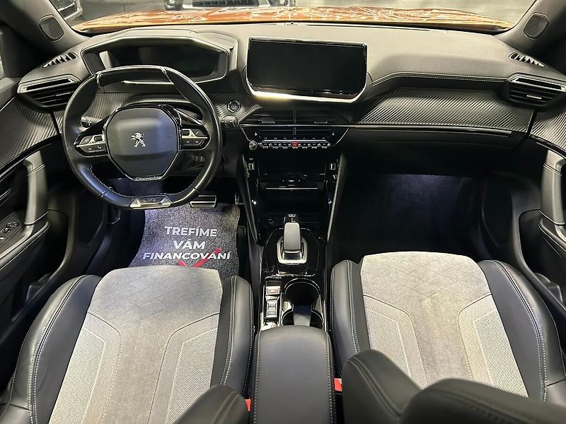 Peugeot 2008 (2021) SoH 89% GT 50kWh | Záruka - fotka 38 z 66