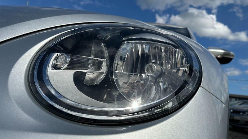 Volkswagen Beetle (2012) 1.2TSI 77kW REZERVOVANO - fotka 7 z 25