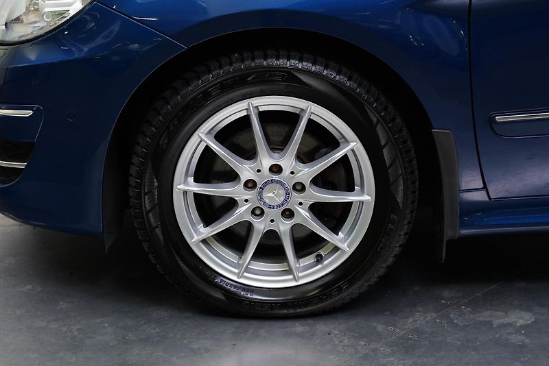 Mercedes-Benz Třídy B - fotka 10 z 24
