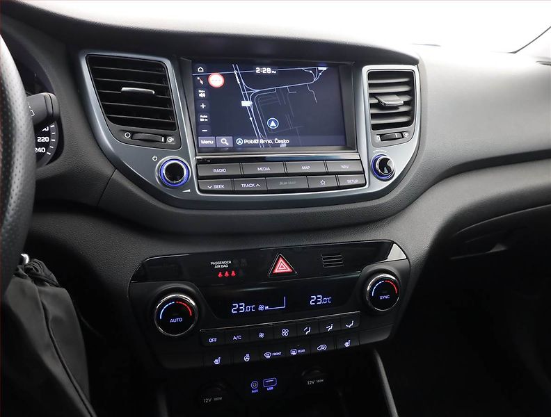 Hyundai Tucson (2018) Trikolor 1.6 T-GDI, 4X4 - fotka 10 z 18