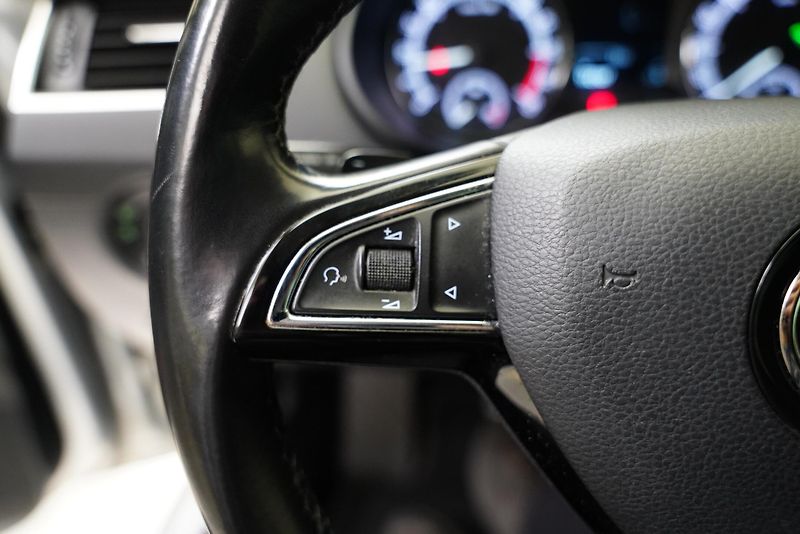 Škoda Octavia - fotka 16 z 26