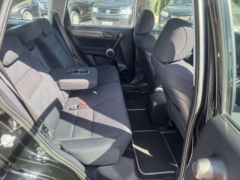 Honda CR-V (2010) 2.0i-VTEC,110KW,4x4,2SADY KOL - fotka 25 z 45