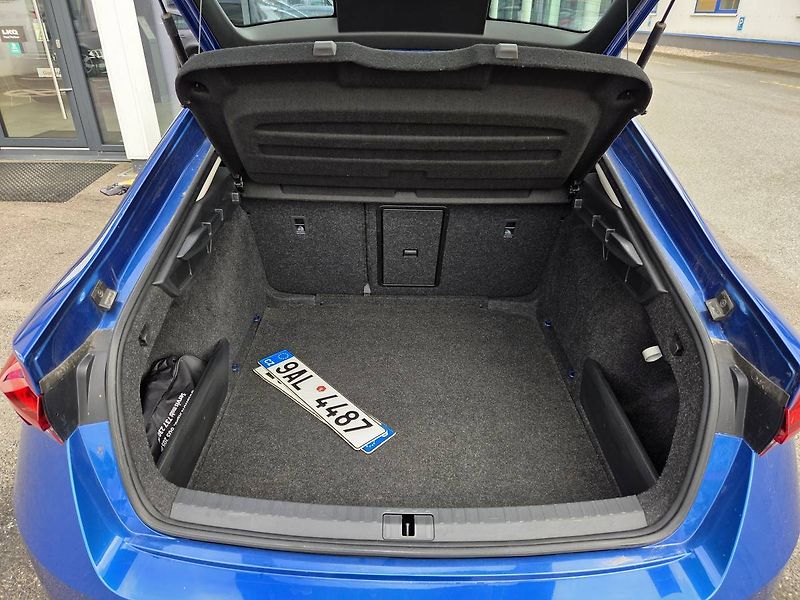 Škoda Octavia 1.5 TSI Ambiente - fotka 24 z 31