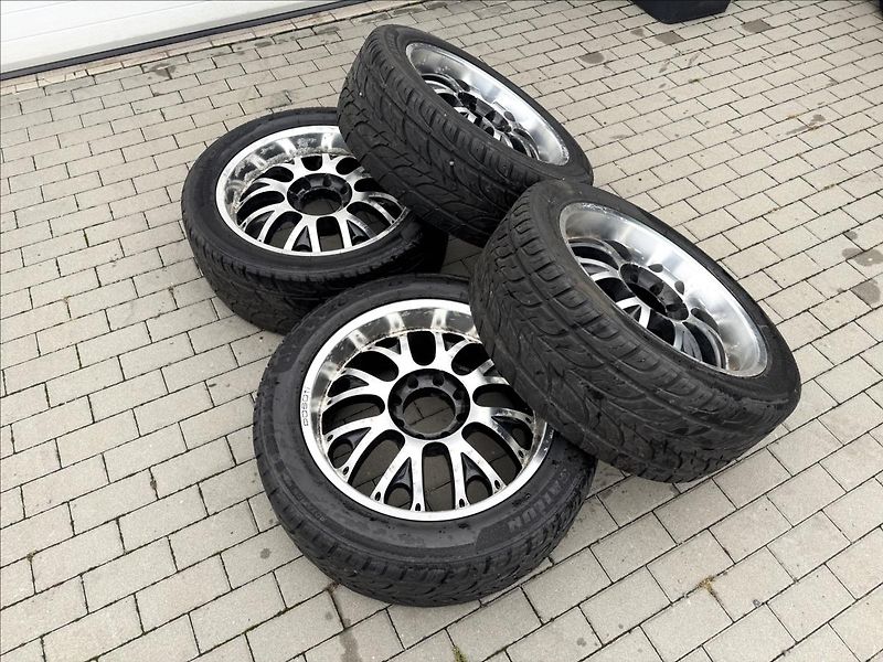 Ford Excursion 6,0 V8 4X4 KŮŽE TAŽNÉ NOVÁ STK - fotka 37 z 39