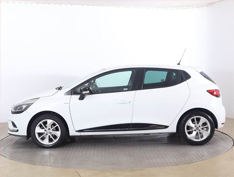 Renault Clio (2017) 1.2 TCe, Navi, Tempomat - fotka 3 z 17