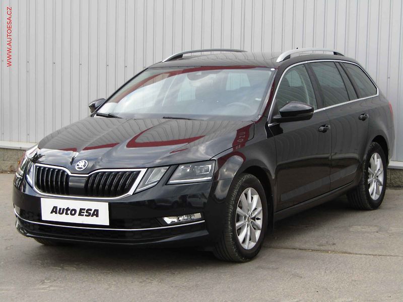 Škoda Octavia (2017) 1.6TDi, Style, DSG - fotka 3 z 25