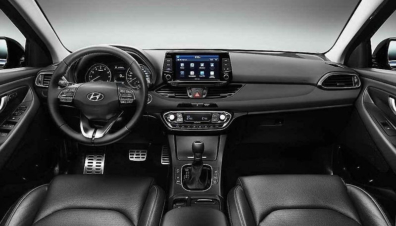 Hyundai i30.