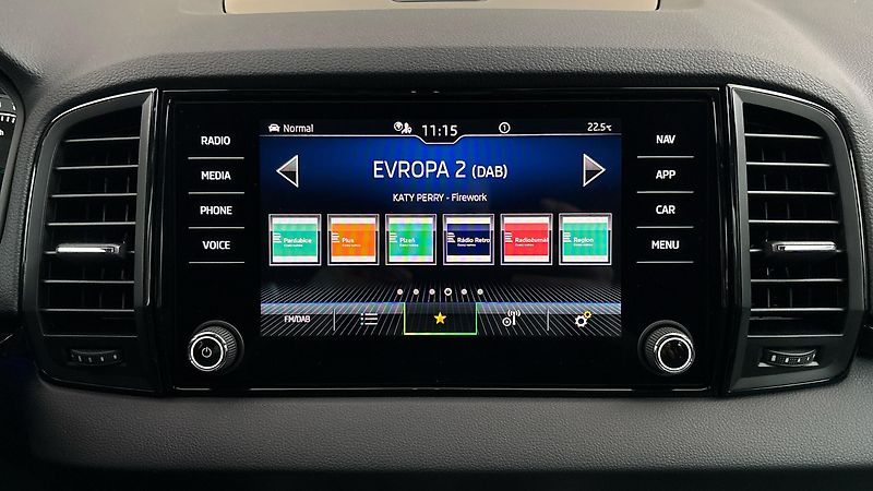Škoda Karoq 1.5 TSI DSG Sportline - fotka 11 z 26