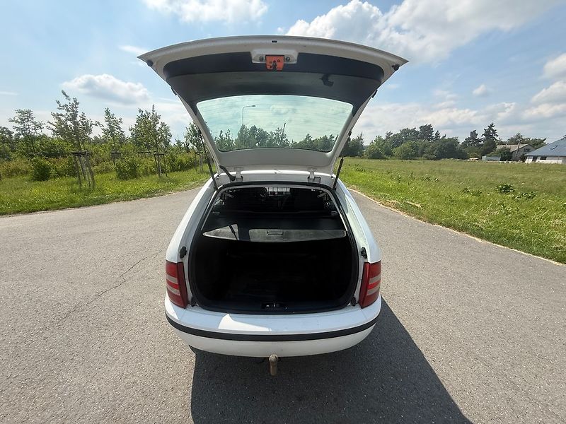 Škoda Fabia 1,4 TDI 51kW KLIMATIZACE TAŽNÉ - fotka 9 z 17