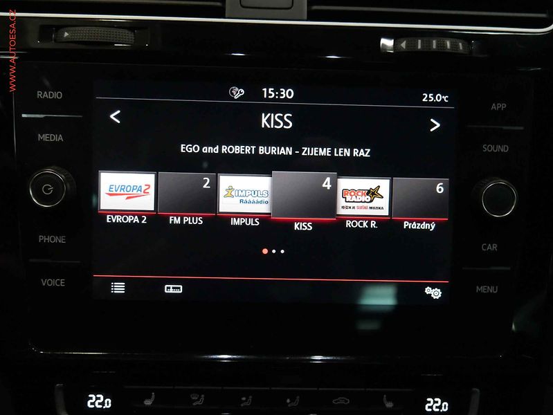 Volkswagen Golf (2019) 2.0TSI, GTI, DSG - fotka 15 z 20