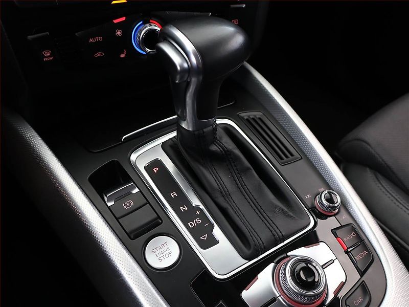 Audi Q5 (2017) 2.0 TDI, 4X4, Automat, Kůže - fotka 11 z 20