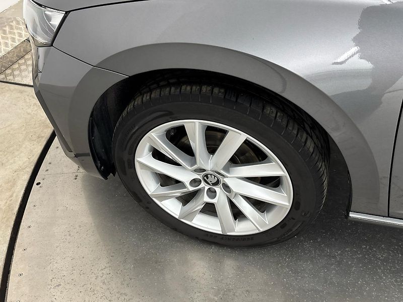 Škoda Scala 130 let Premium DSG - fotka 27 z 29