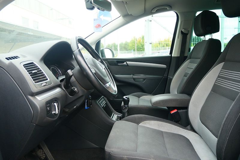 Volkswagen Sharan - fotka 5 z 6