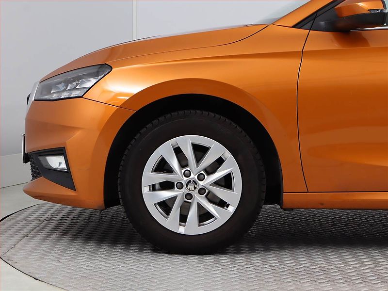 Škoda Fabia (2022) 1.0 TSI, Automat, Serv.kniha - fotka 13 z 19