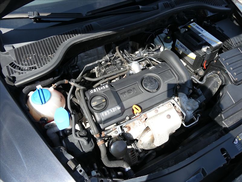 Škoda Octavia 1,4 TSi 90kW po servise, závěs - fotka 40 z 45