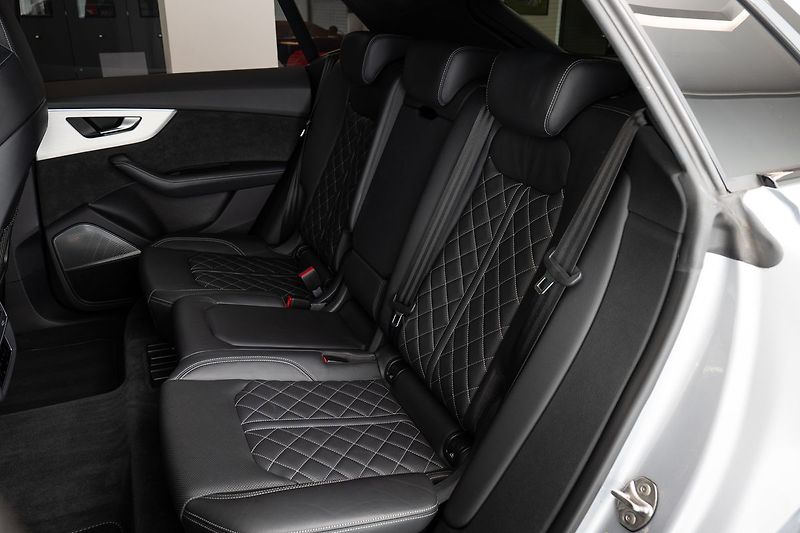 Audi SQ8 4.0 TDI/Bang&Olufsen/360/Pano - fotka 10 z 27