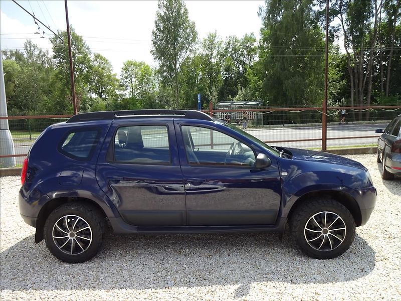 Dacia Duster 1,5 DCi 81kW 4x4 - fotka 7 z 42