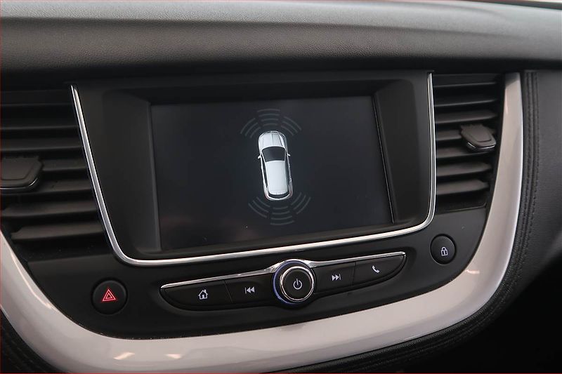 Opel Grandland X (2020) 1.2 Turbo, ČR,1.maj, Tempomat - fotka 17 z 17
