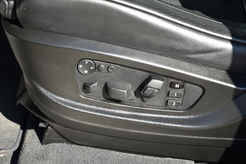 BMW X6 4.4 xDrive 408kW M. 74000KM ČR - fotka 25 z 28