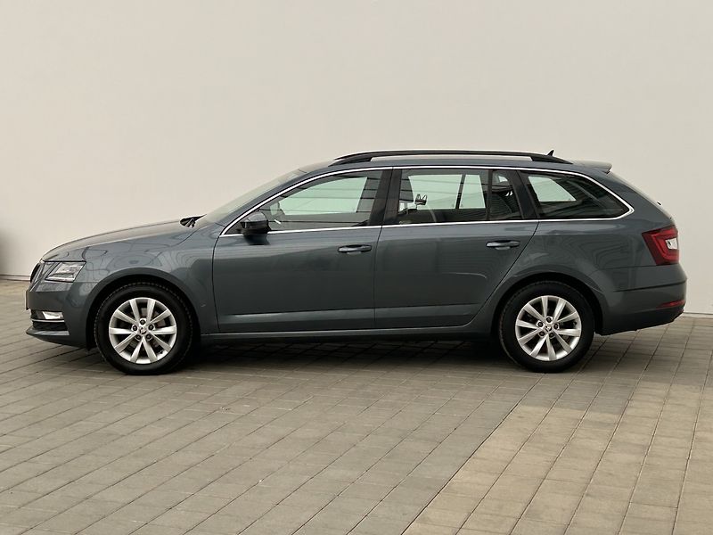 Škoda Octavia 2.0 TDI Style - fotka 3 z 26