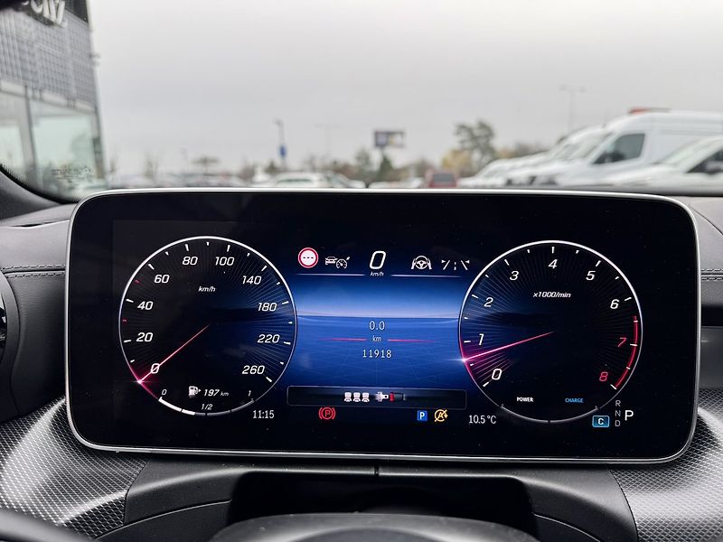 Mercedes-Benz Třídy C (2024) 300 4MATIC - fotka 27 z 41
