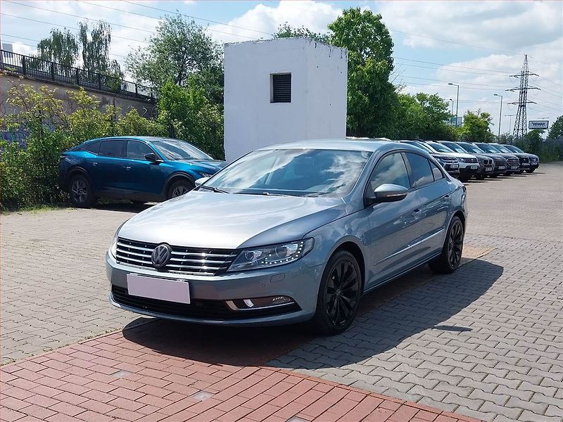 Volkswagen CC (2012) Comfortline 2.0 TDI, Automat - fotka 2 z 21
