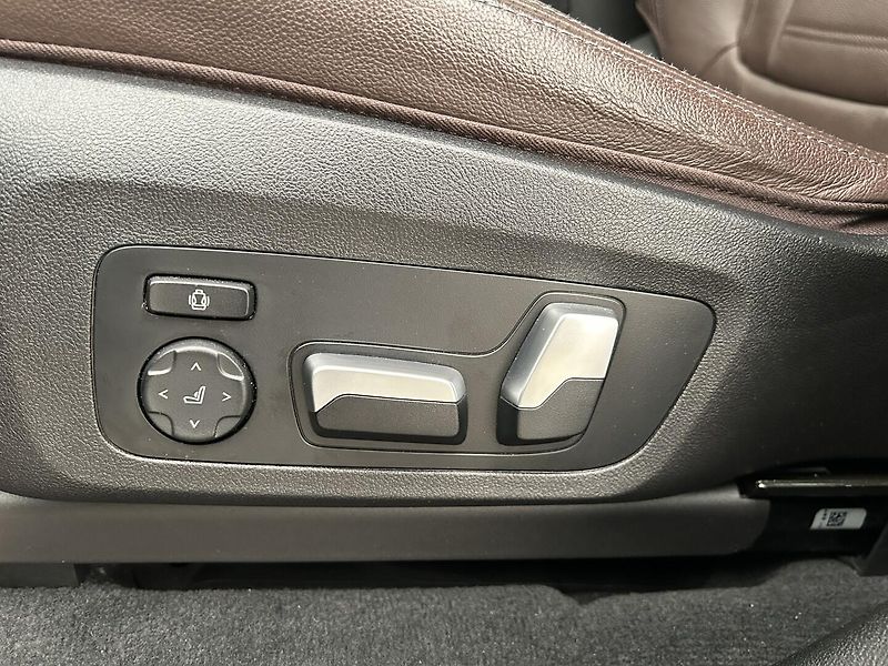 BMW X3 3.0 D 4x4 XDrive - fotka 19 z 32