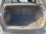 Volkswagen Golf 1.6TDi,PLNÁ VÝB.SUPER STAV!! - náhled 41