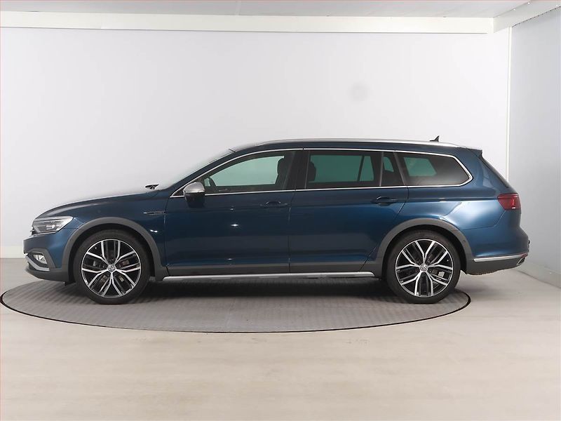 Volkswagen Passat (2021) Alltrack 2.0 TDI - fotka 3 z 21