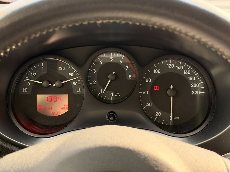 Seat Leon (2008) Salsa 1.4 MPi 63kW Klima - fotka 17 z 45