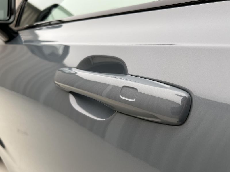 Volvo V90 T6 AWD RECHARGE DARK PLUS - fotka 16 z 46