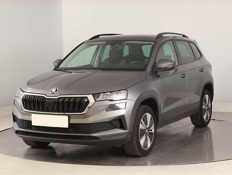 Škoda Karoq (2022) Style 1.5 TSI - fotka 2 z 21