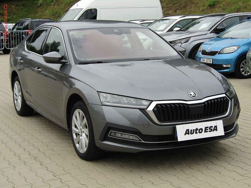Škoda Octavia (2023) 2.0TDi, ČR, Style, DSG, navi - fotografie inzerátu