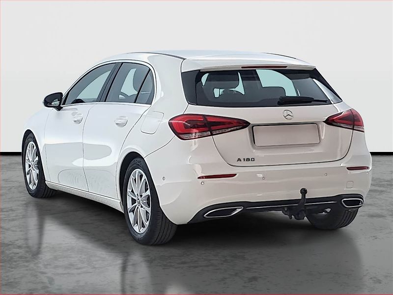 Mercedes-Benz Třídy A (2020) A 180 - fotka 4 z 23