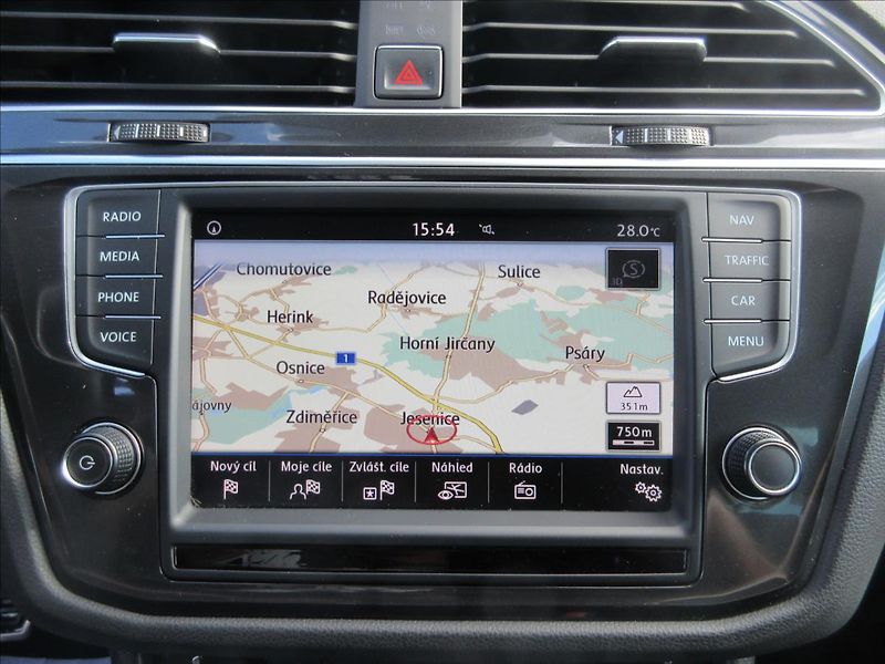 Volkswagen Tiguan 1,4 TSI 110kW Edice Sound - fotka 10 z 15