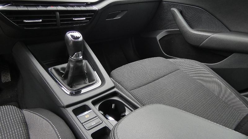 Škoda Octavia 2,0 TDI Ambition - fotka 6 z 22