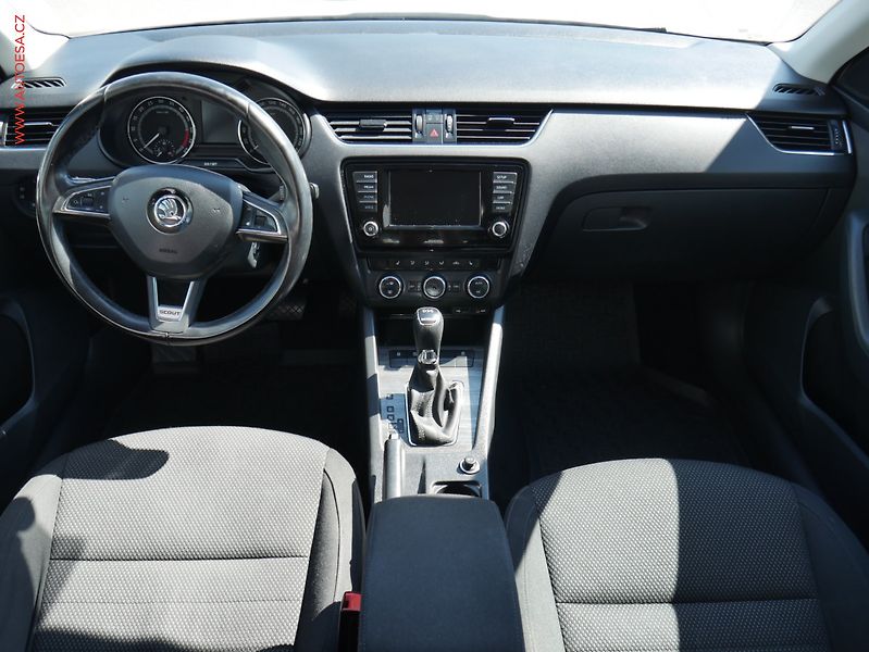 Škoda Octavia (2016) 2.0 TDi 4x4, 1.maj,ČR, Scout - fotka 8 z 26