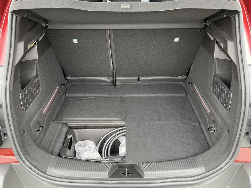 Renault R4 E-Tech techno comfort range - fotka 14 z 34