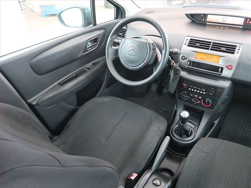 Citroën C4 (2010) 1.4 16V, po STK, levný provoz - fotka 7 z 15