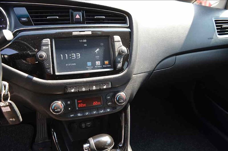 Kia Ceed (2018) 1,6 SW - fotka 17 z 24