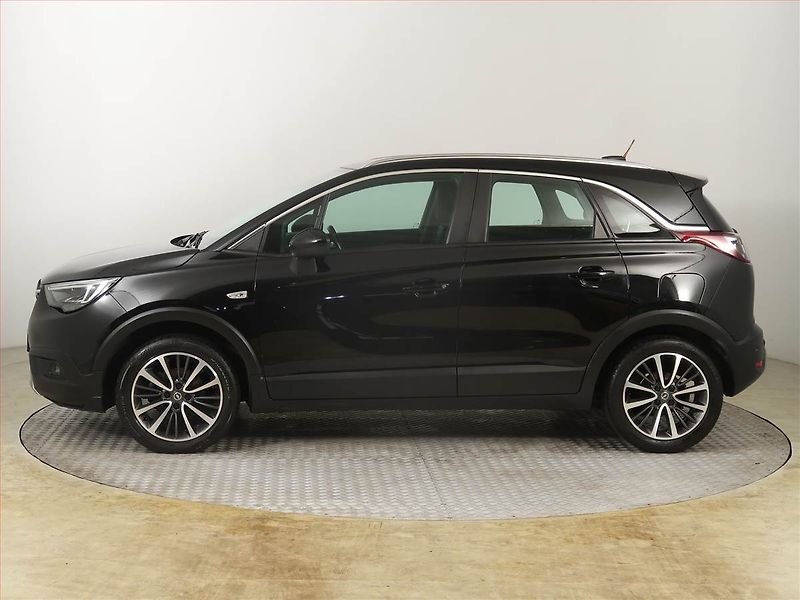 Opel Crossland X (2021) 1.2 Turbo, ČR,1.maj, Kůže - fotka 3 z 22