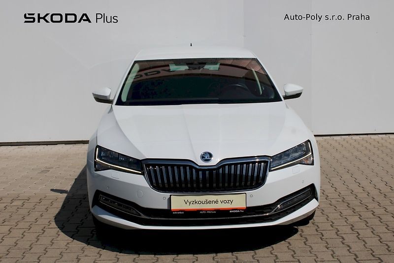 Škoda Superb (2023) 2.0 TDI 147 kW Style - fotka 3 z 25