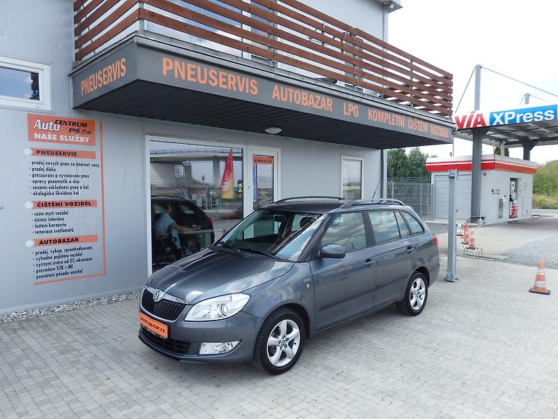 Škoda Fabia 1.2 TSI WEBASTO, DIGI. KLIMA - fotka 1 z 15